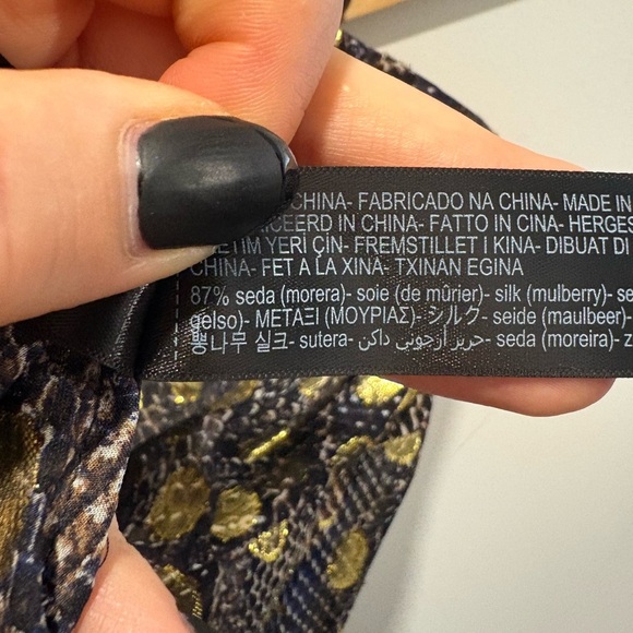 🌟 MASSIMO DUTTI🌟 Mulberry Silk Blend Blouse - Picture 9 of 10